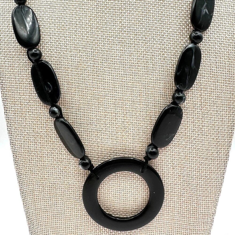 Vintage 90s Black Beaded Mod Circle Pendant Necklace Statement Women's Jewelry